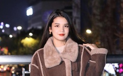 凌华ちゃんがを腿法娴熟部下